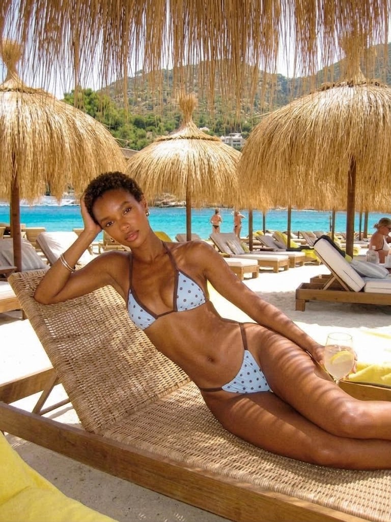 The Capri Contrast Dot Bikini Set